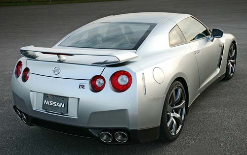  NISSAN   -  -