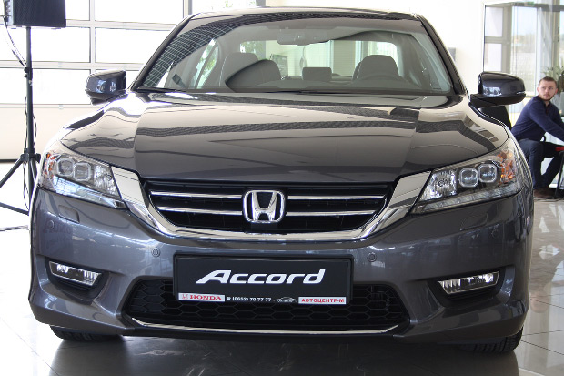 -  -    Honda Accord