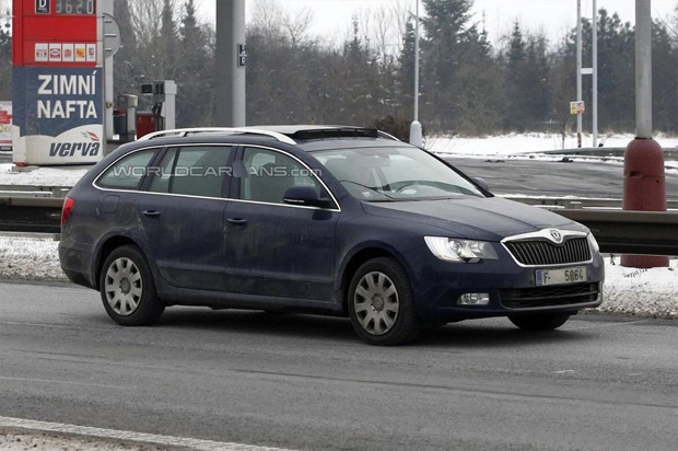  Skoda Superb 2013   