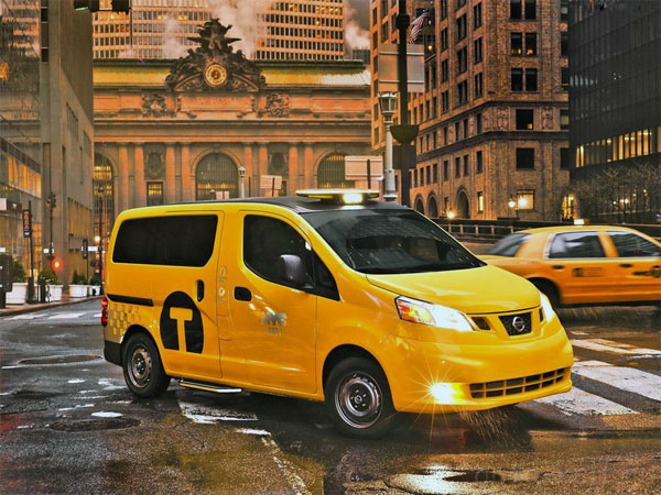 NISSAN NV200 TAXI 2014